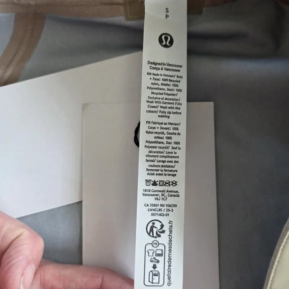 Lululemon Waterproof Fishtail Rain Coat Size Small NWT $298 Sheer Oak - Picture 11 of 16